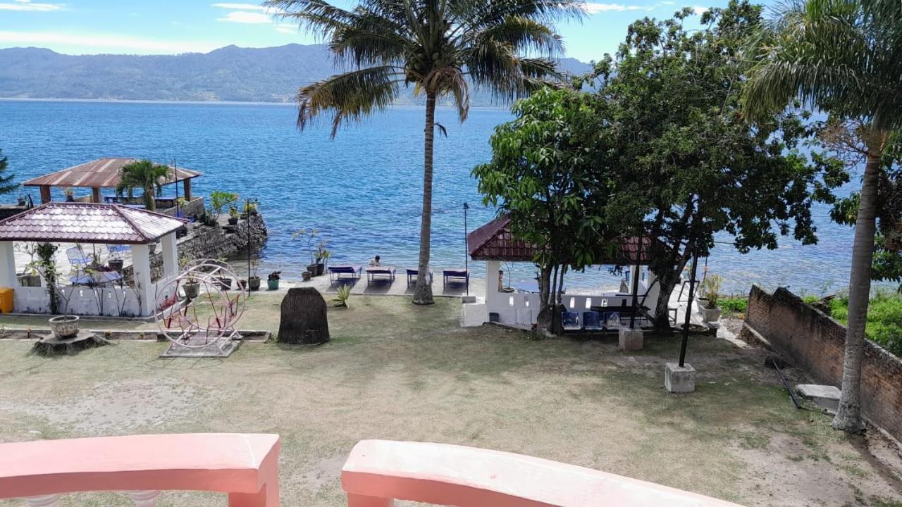 Hotel Barbara Tuk Tuk Exterior foto